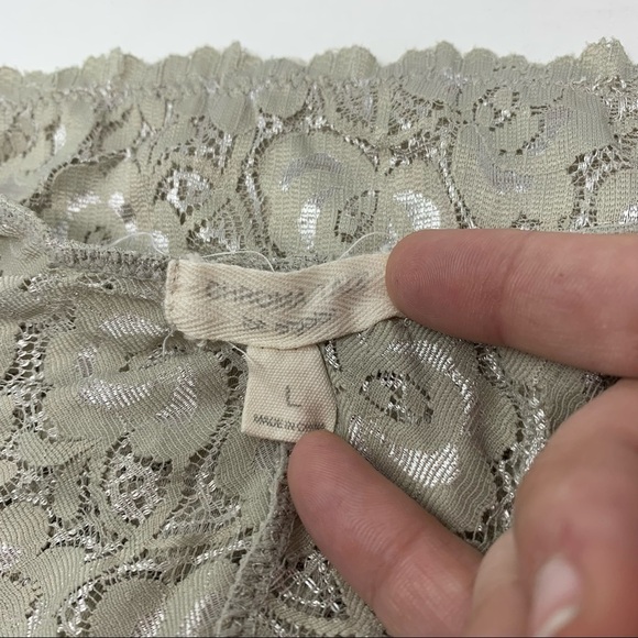 Chroma Tale Bralette - Picture 3 of 4